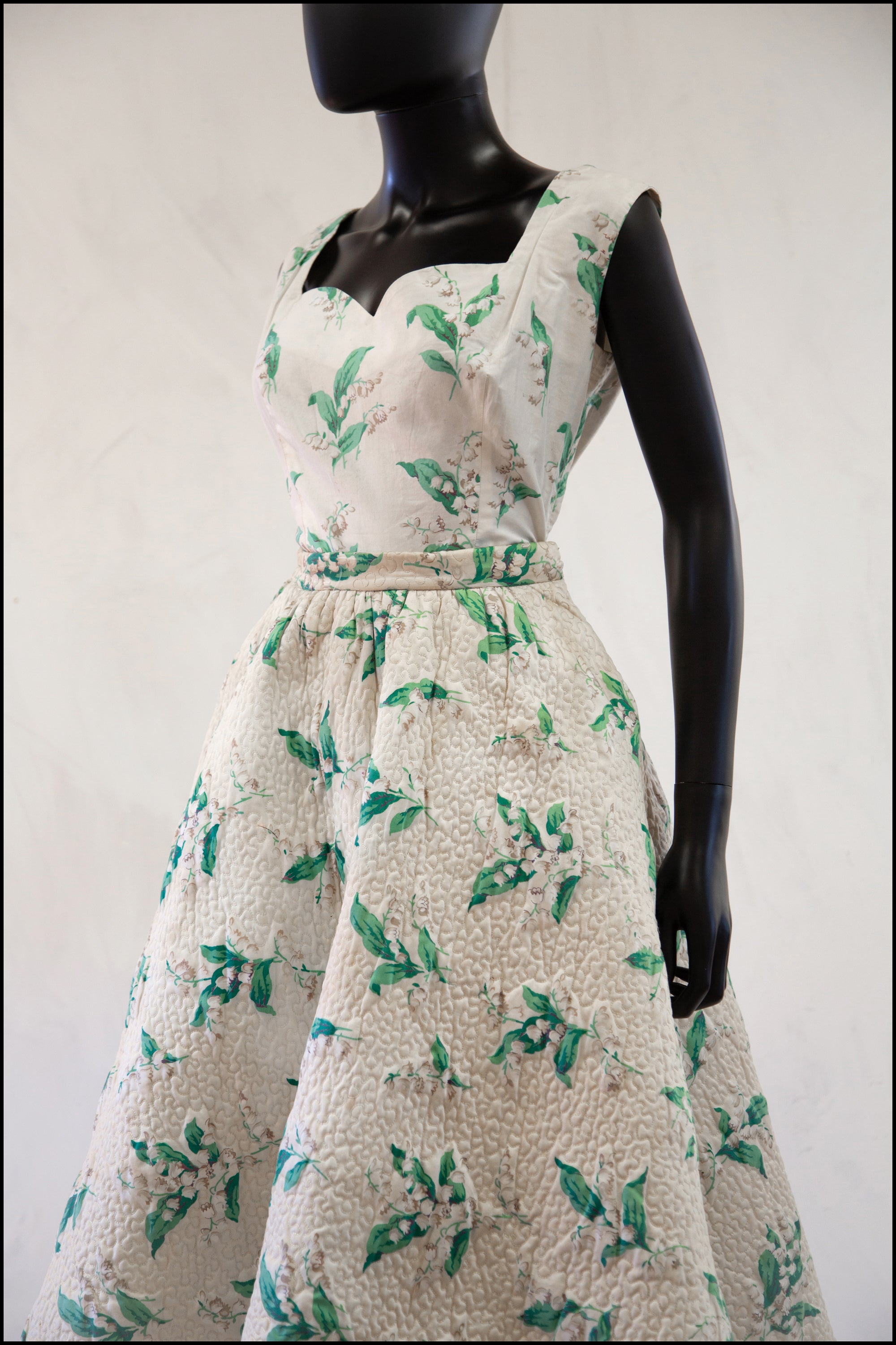 lily of the valley midi dress Vintage 1950s Lily of the Valley Quilted Dress Set – ALEXANDRA-KING