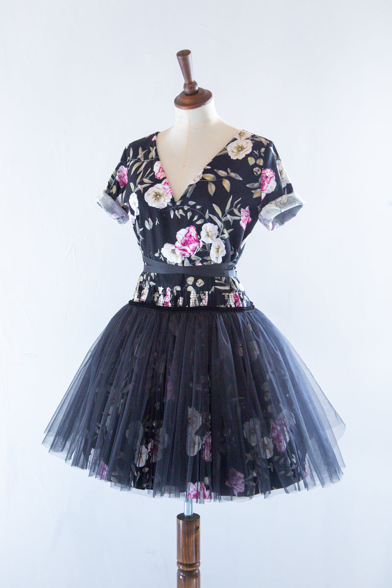 スカート Ballet docking tulle mini dress Calliope Embellished Long Sleeve Tulle Skirt Mini Dress in