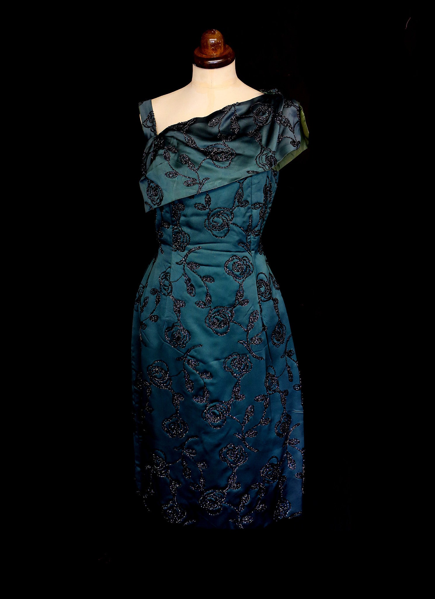 Vintage 1950s Green Wiggle Cocktail Dress – ALEXANDRA-KING