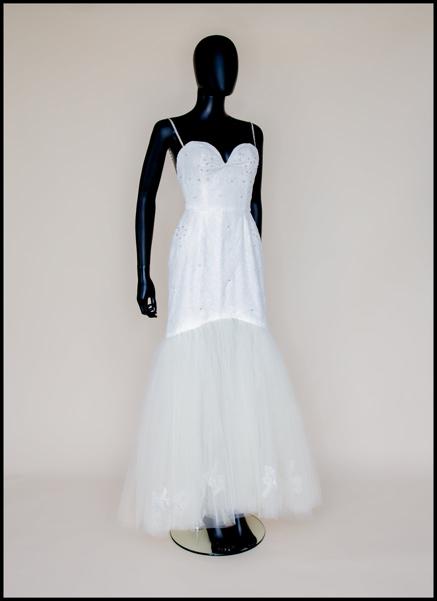 Fortuna Ivory Lace Tulle Hourglass Gown S (sample) ALEXANDRAKING