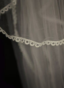 Vintage Ivory Lace Edge Wedding Veil