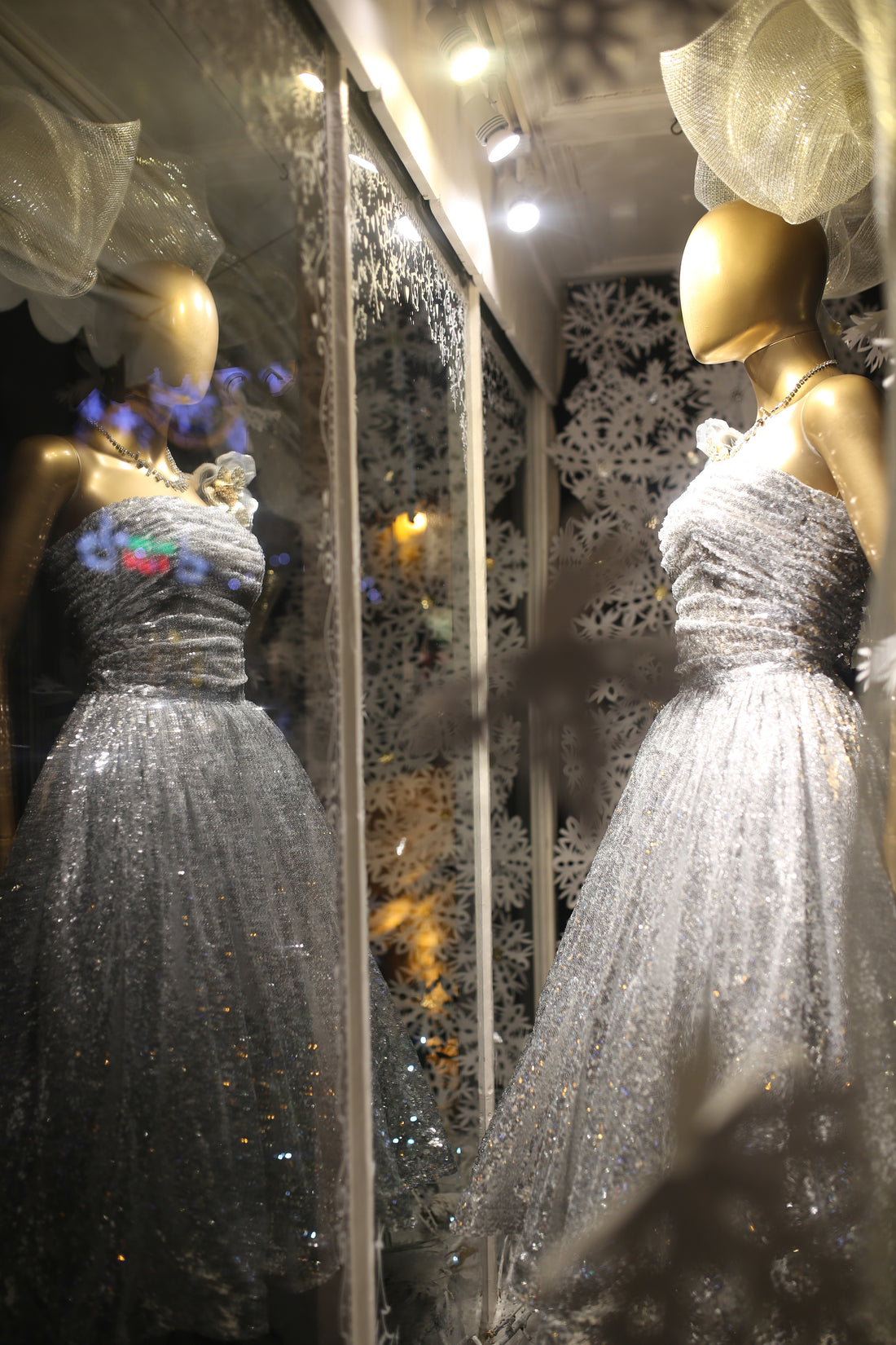  Alexandra King Christmas Window 2018 Wells, Somerset