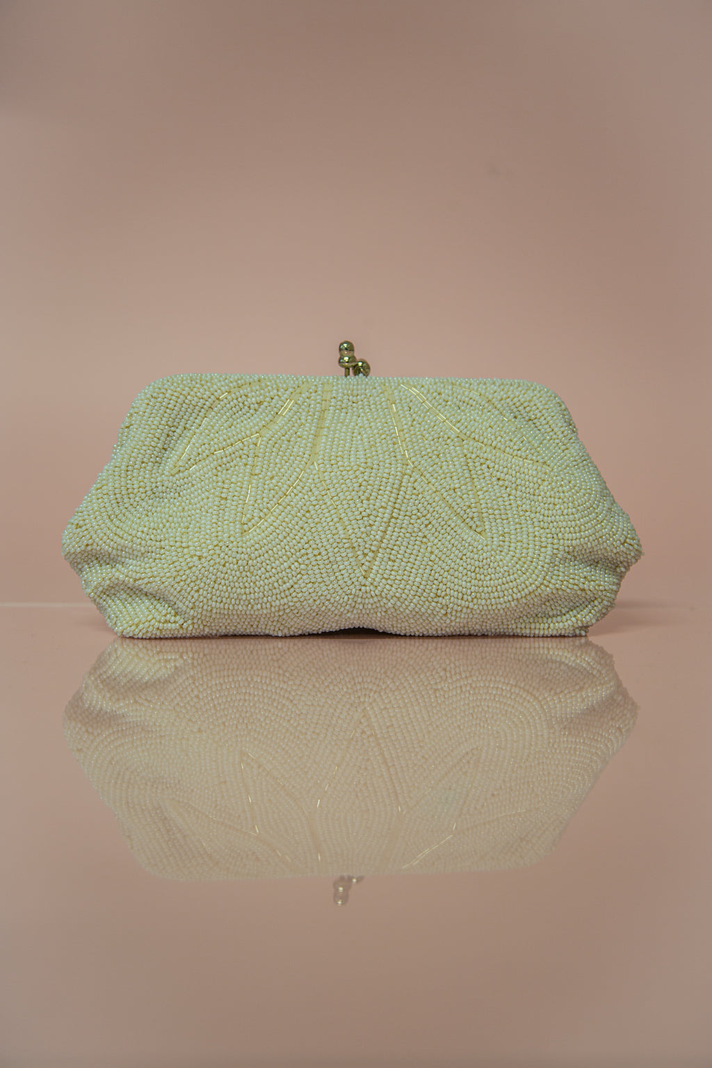 Vintage 1930s Ivory Pearl Beaded Bag