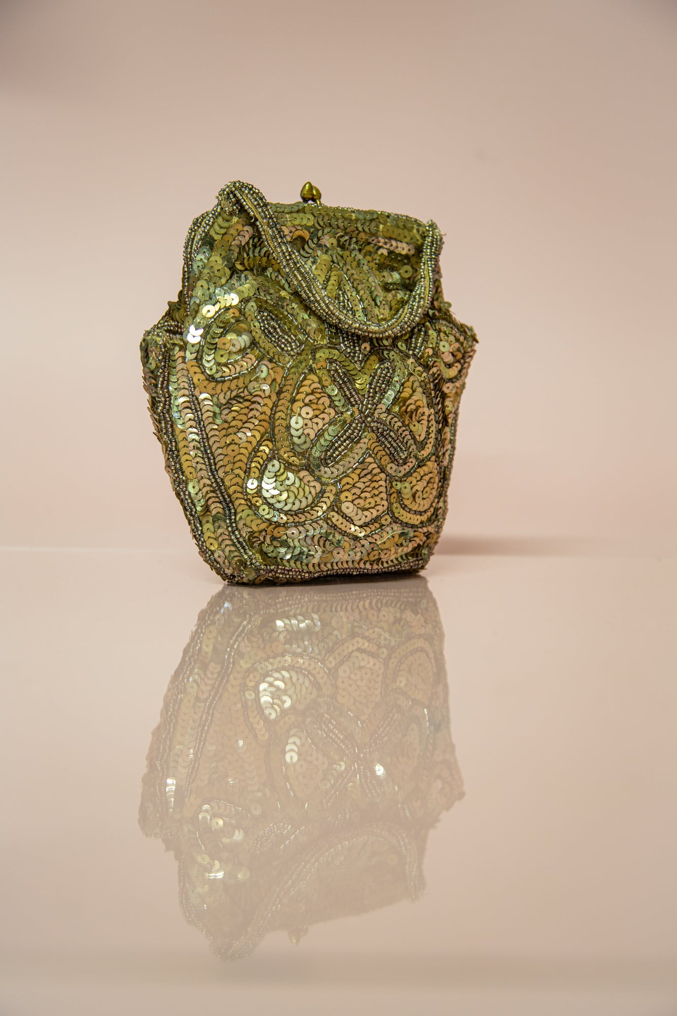 Vintage 1920s Antique Gold Sequin Purse