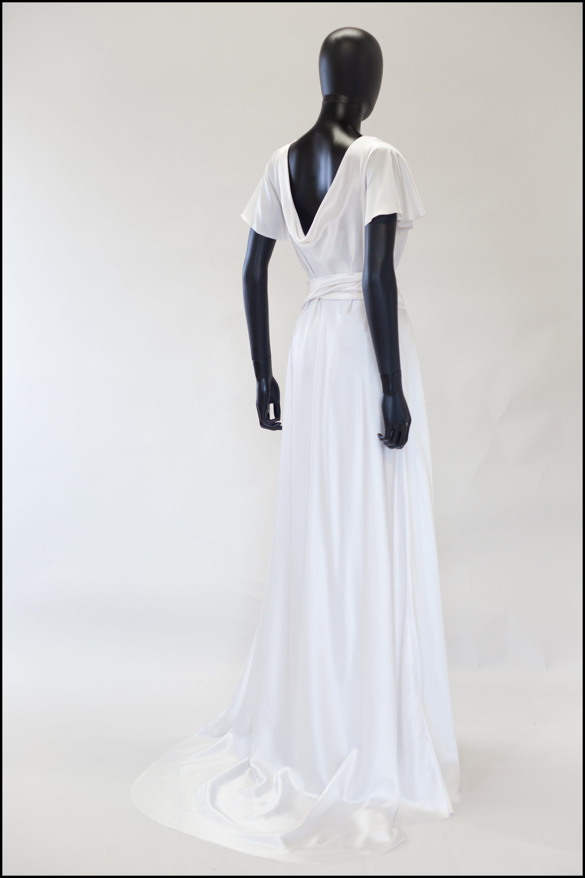 1930 Flutter' Silk Satin White Bias Cut Gown ALEXANDRA-KING 1930 Flutter' Silk Satin White Bias Cut Gown ALEXANDRA-KING