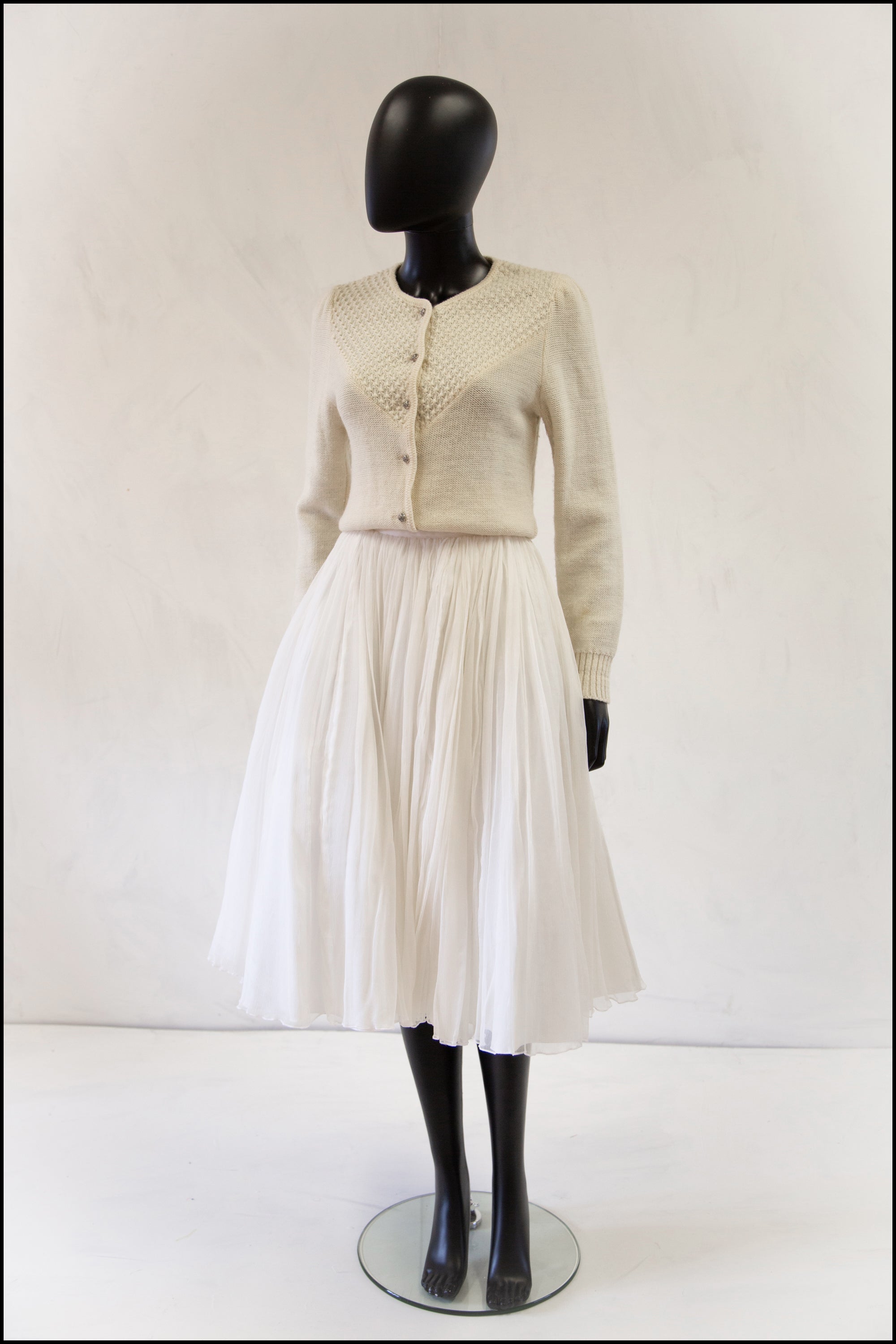 Vintage 1970s Cream Wool Cardigan