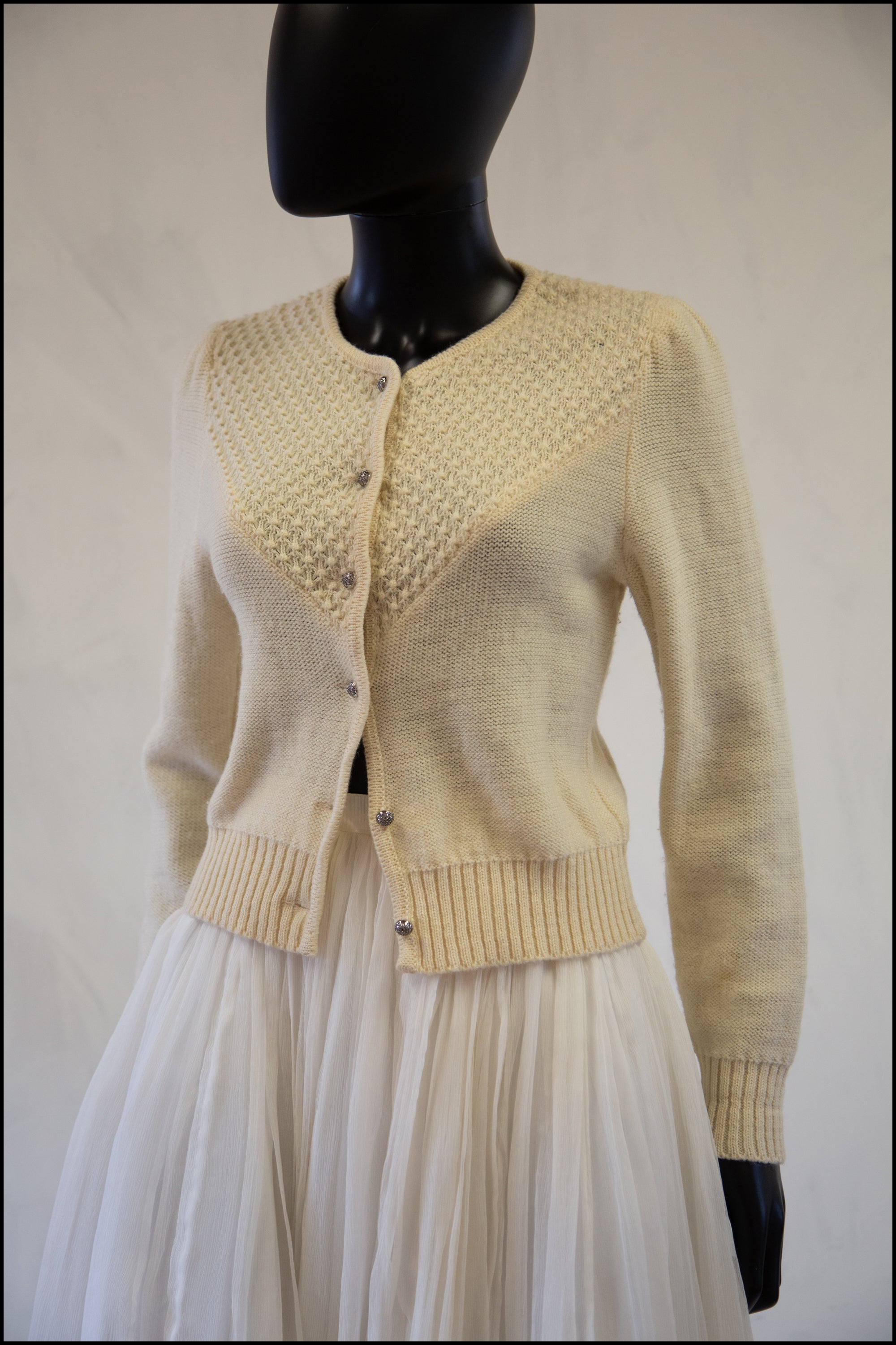 Vintage 1970s Cream Wool Cardigan
