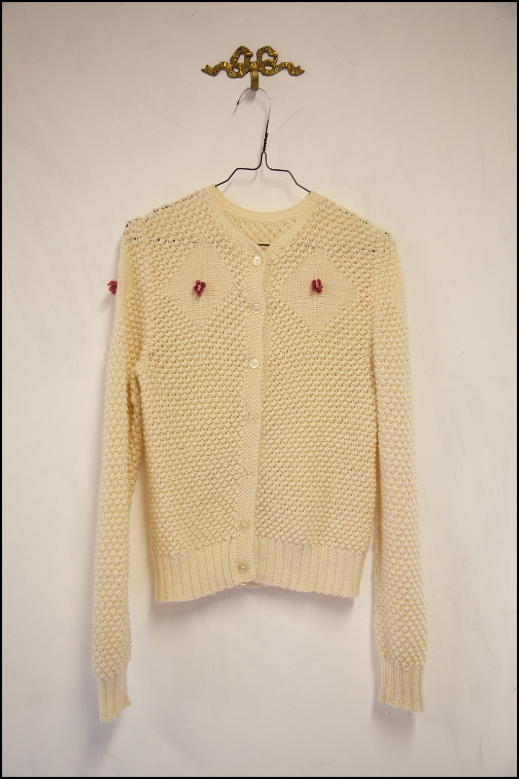 Vintage 1970s Cream Hand Knit Wool Rose Cardigan