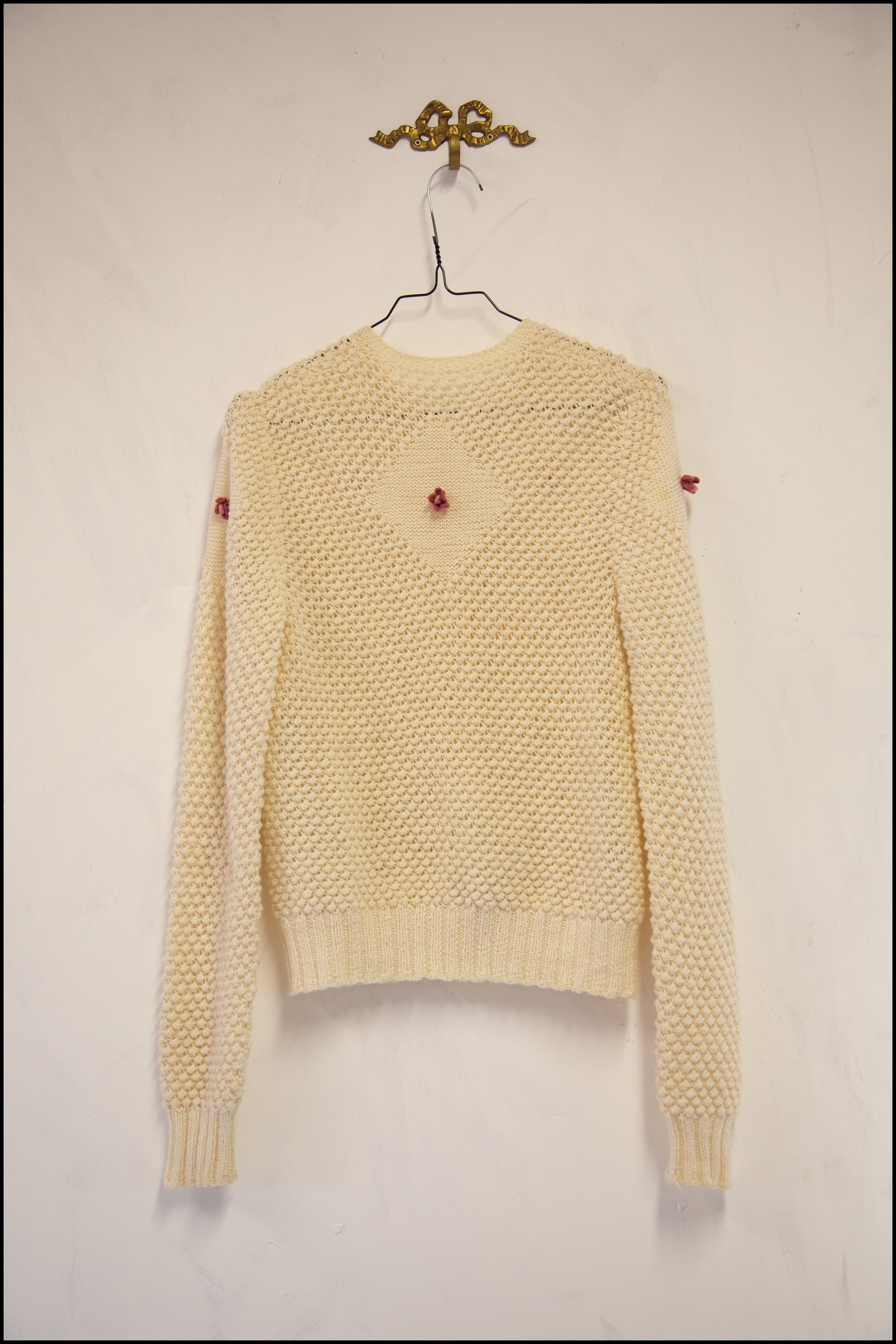Vintage 1970s Cream Hand Knit Wool Rose Cardigan