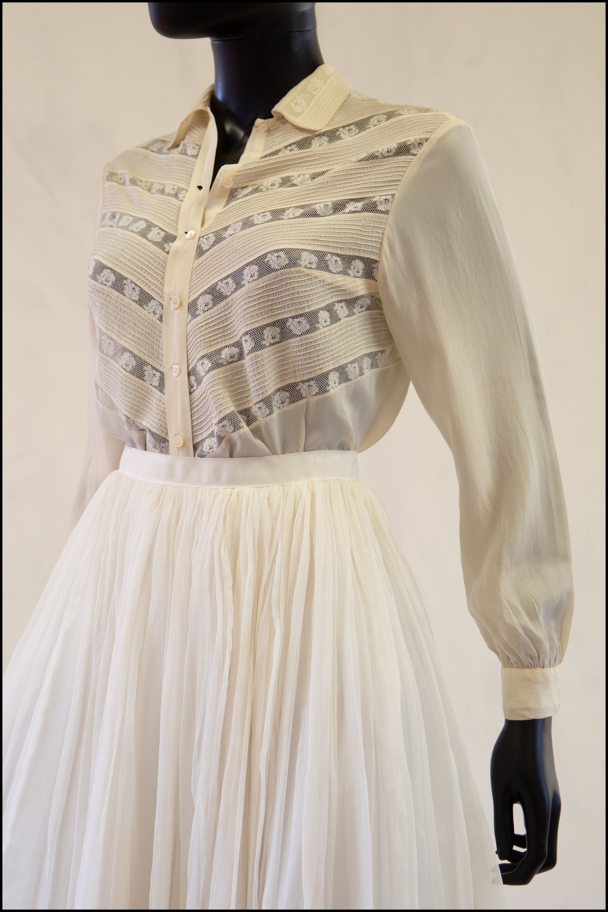 Vintage 1930s Cream Silk Lace Blouse