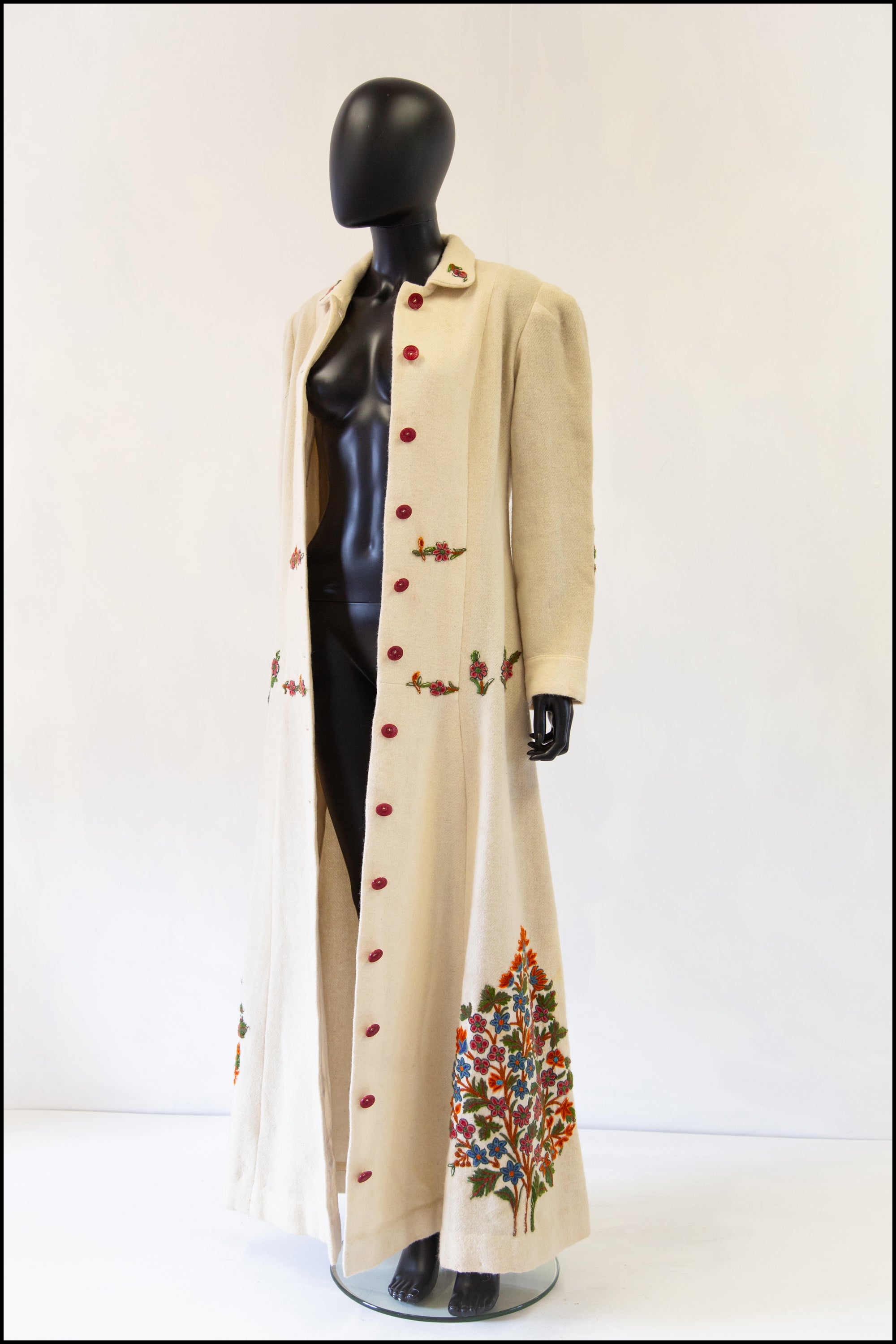 Vintage 1940s Cream Embroidered Wool Maxi Coat
