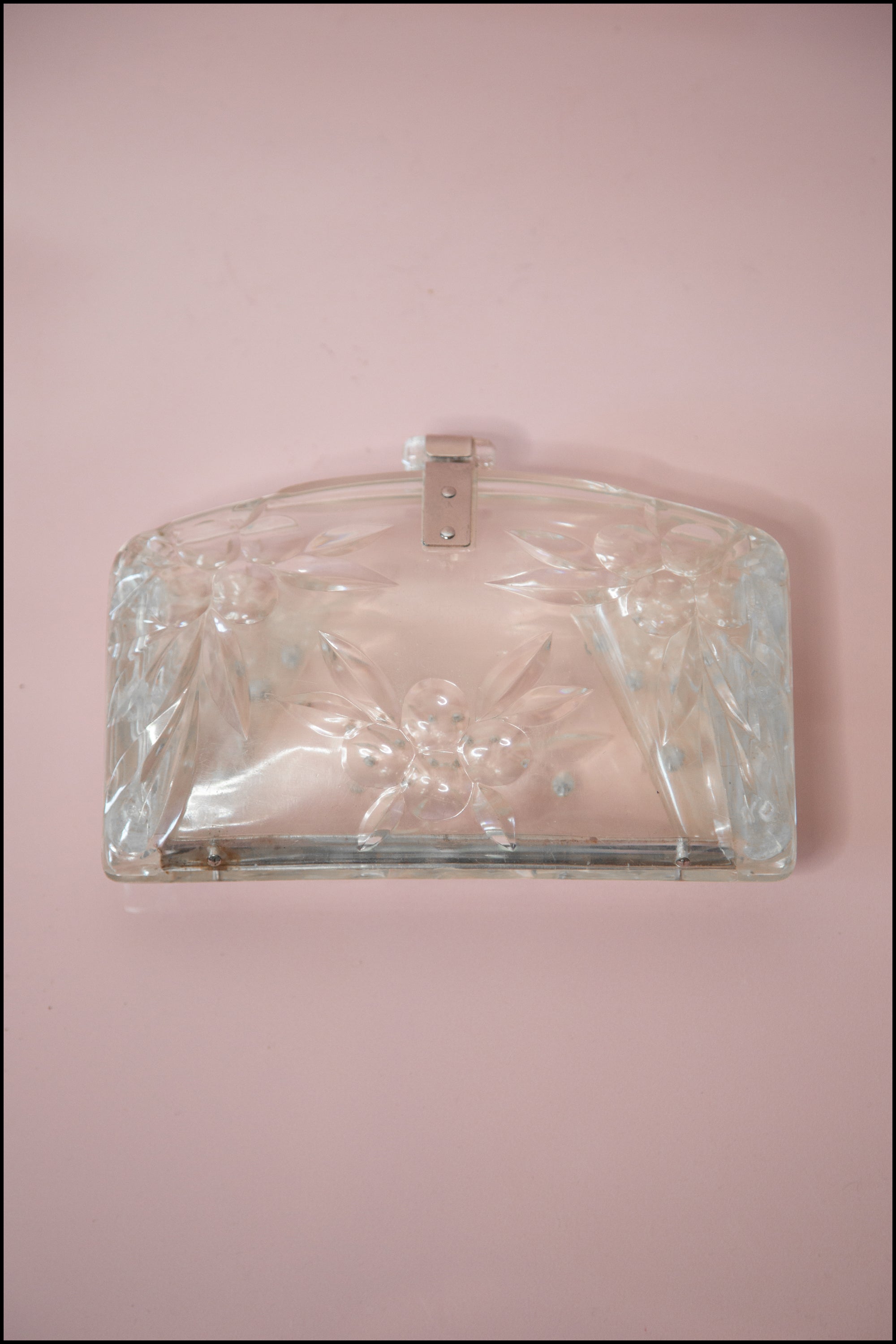 Dutchbaby: Bakelite and Lucite in New York City | Vintage handbags, Vintage  bakelite, Vintage purses