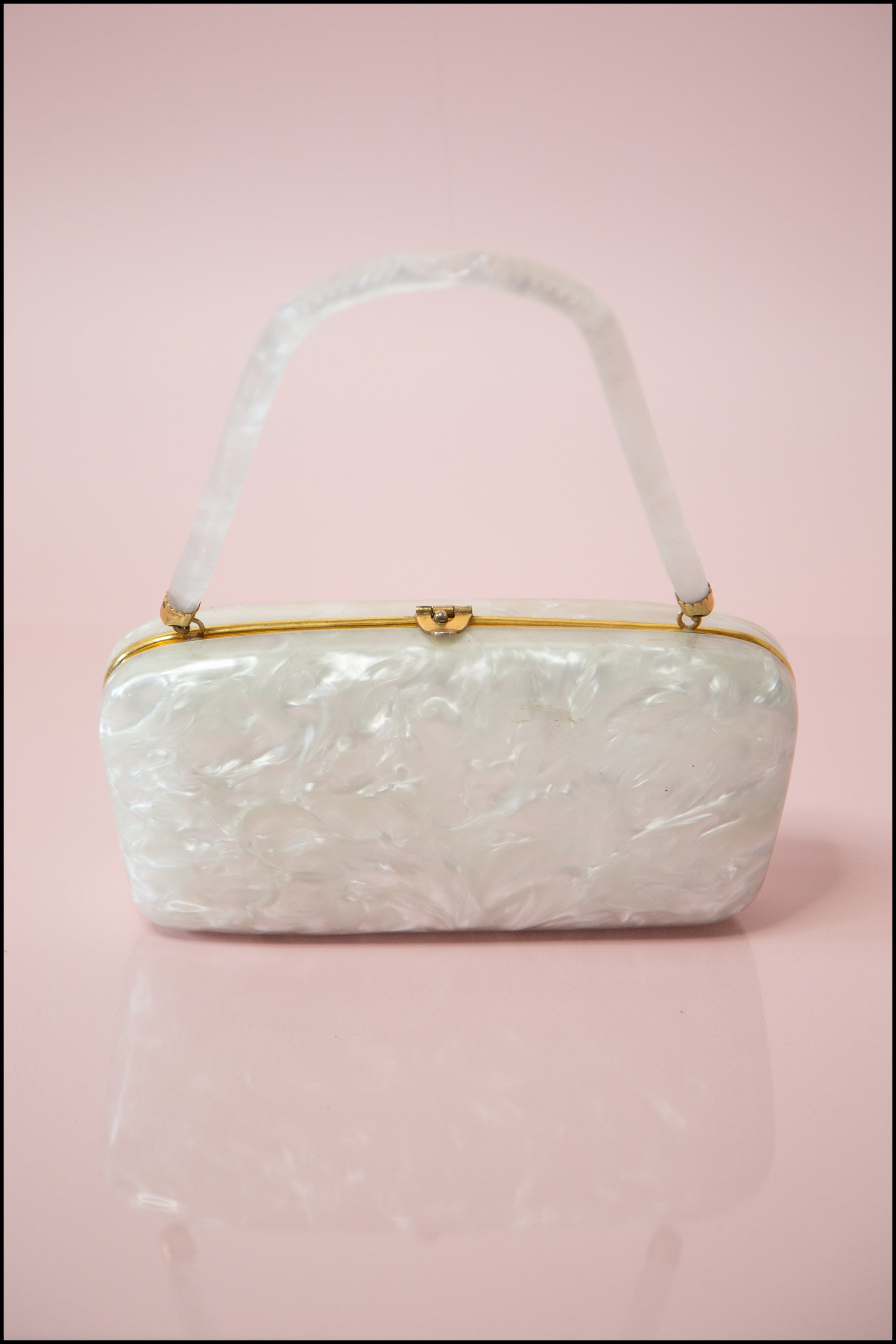 Vintage 1950s Pearl Lucite Compact Bag