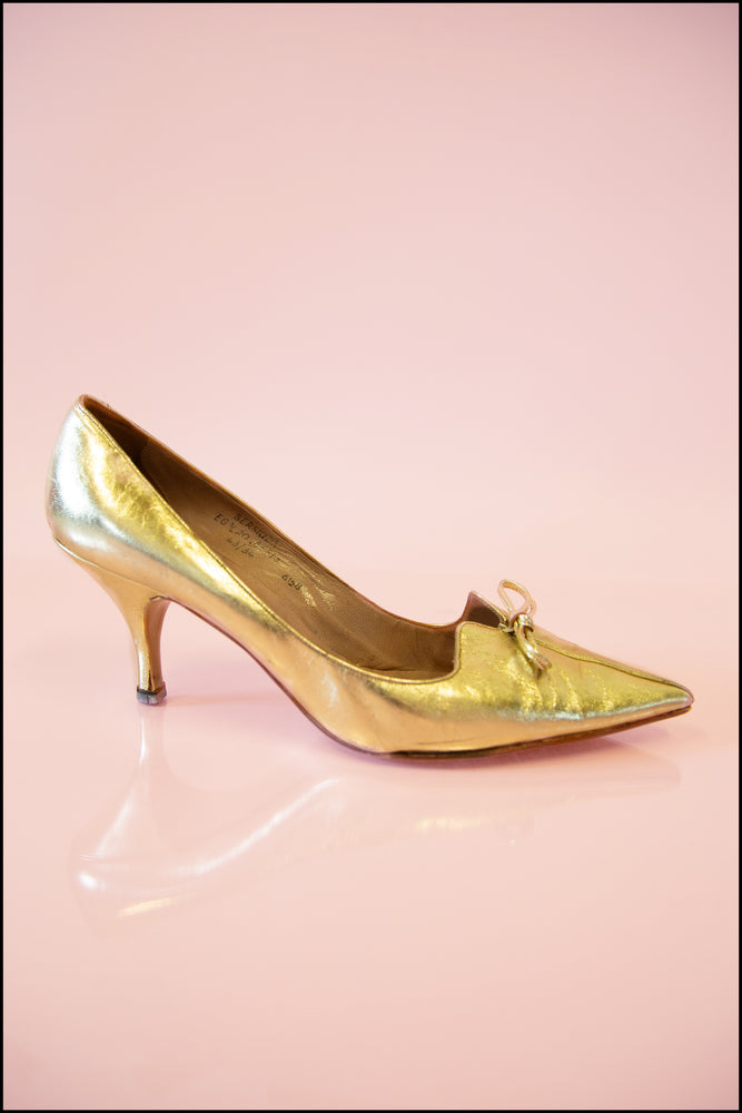 vintage 1950s gold metallic leather pointed evening shoes Alexandra King Vintage
