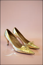 Vintage 1950s Gold Leather Shoes Size 5.5