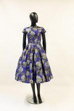 Vintage 1950s Purple Hydrangea Dress