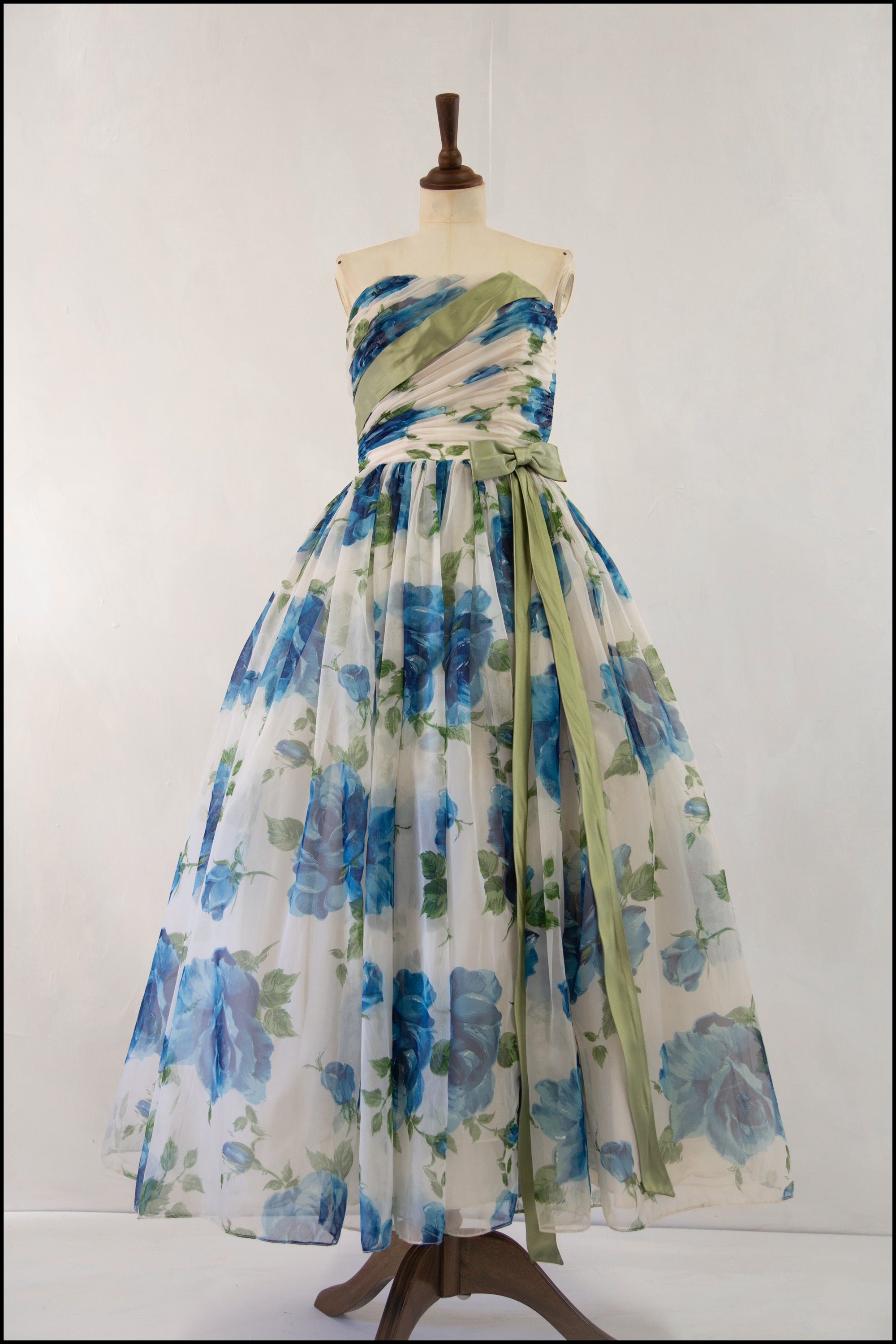 Vintage 1950s Blue Rose Ballgown Dress