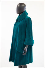 Vintage 1960s Green Jumbo Cord Swing Coat