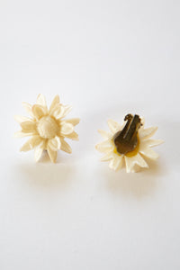 Vintage 1960s Plastic Daisy Earrings