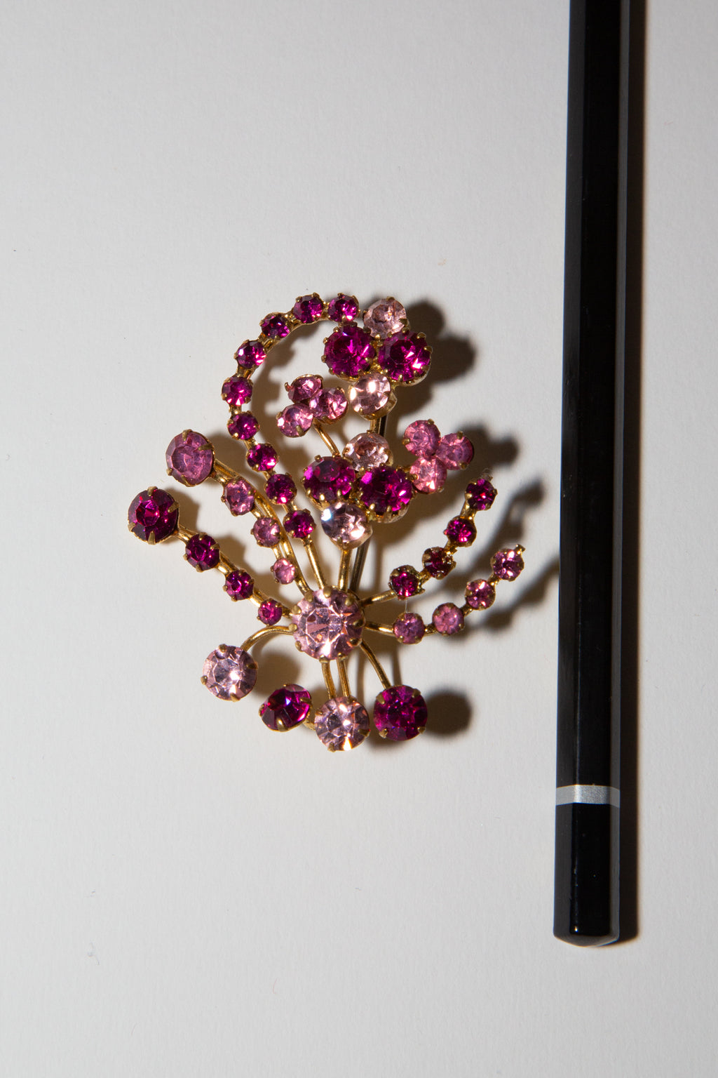 Vintage 1950s Pink Crystal Brooch