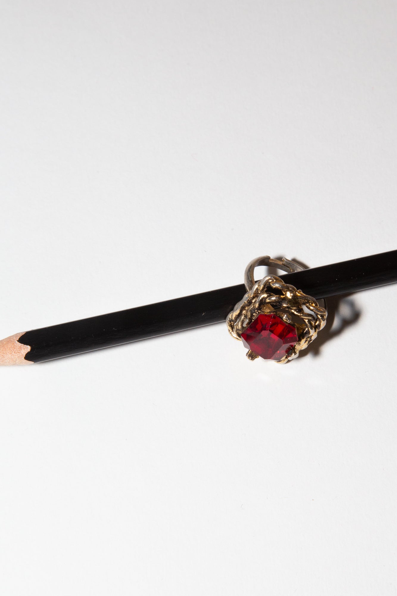 Vintage 1970s Red Crystal Cocktail Ring
