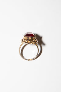 Vintage 1970s Red Crystal Cocktail Ring