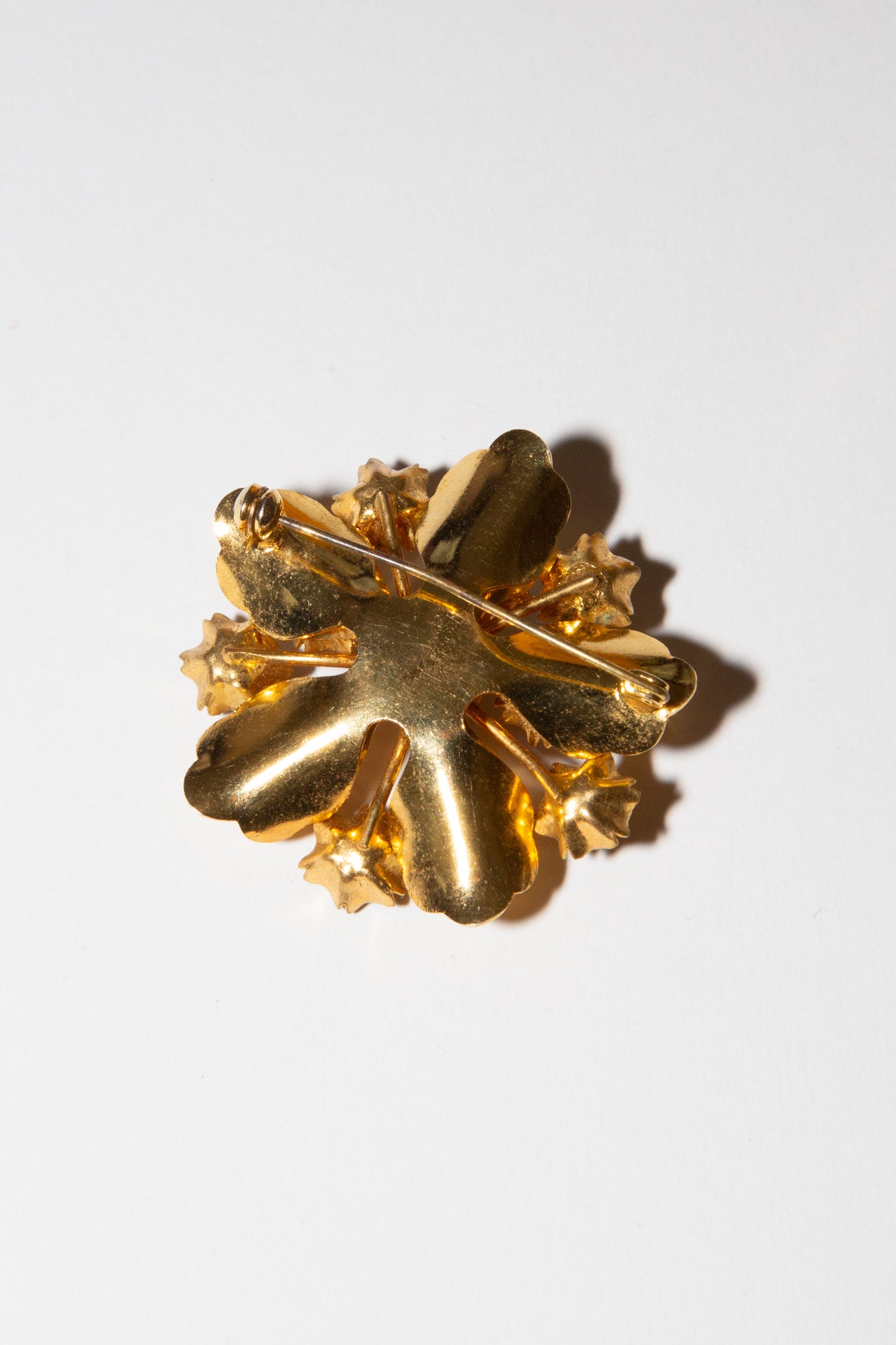 Vintage 1960s Gold Crystal Flower Brooch