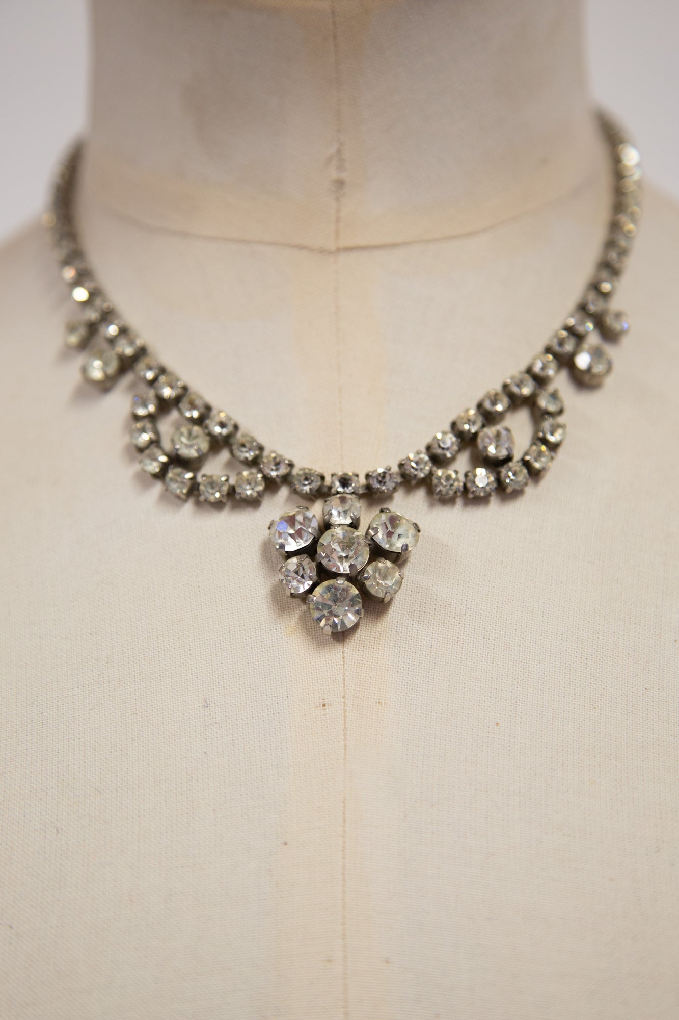 Vintage 1950s Floral Rhinestone Debutant Necklace