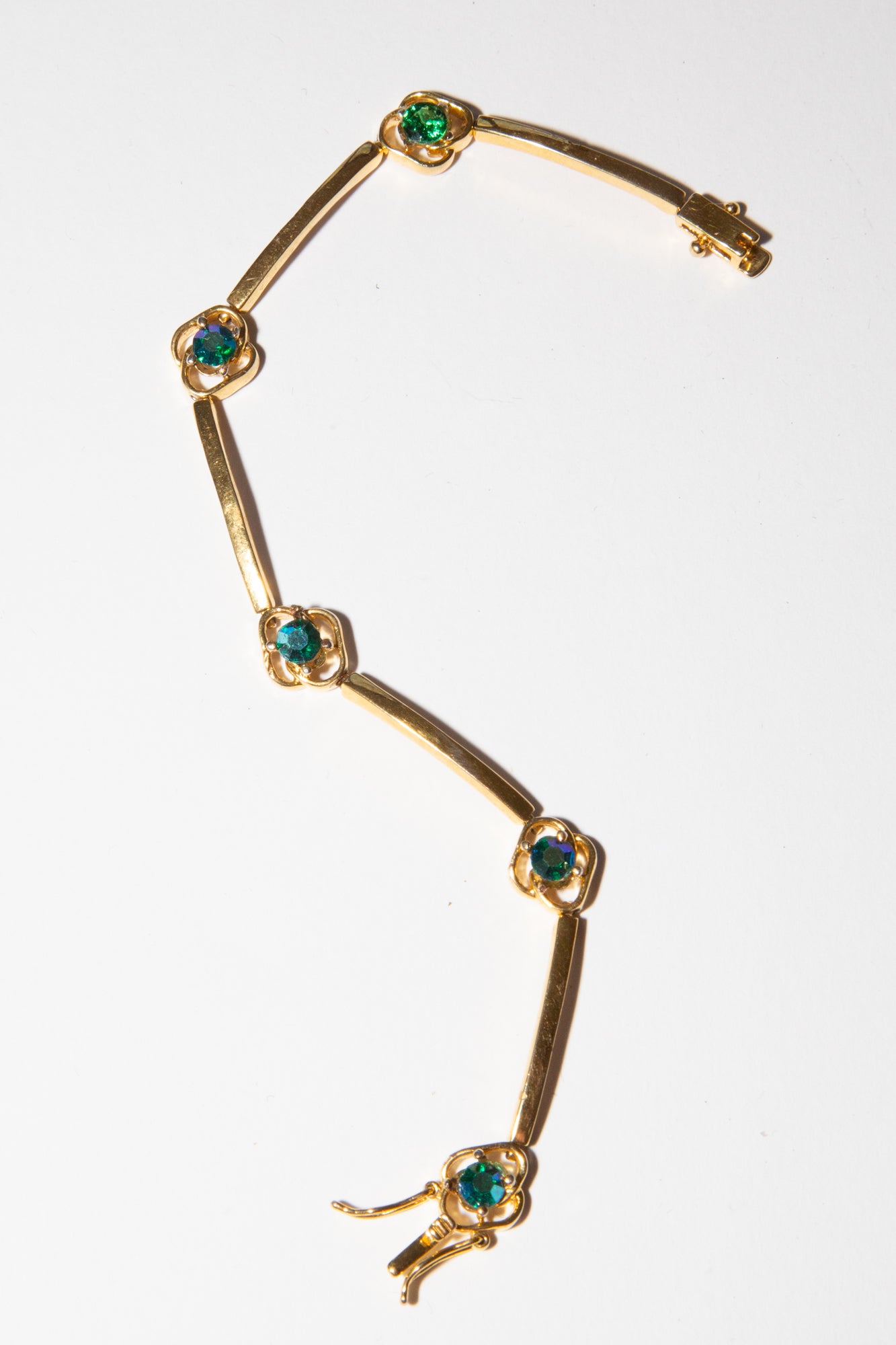 Vintage 1970s Gold Tone Green Crystal Bracelet