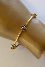 Vintage 1970s Gold Tone Green Crystal Bracelet