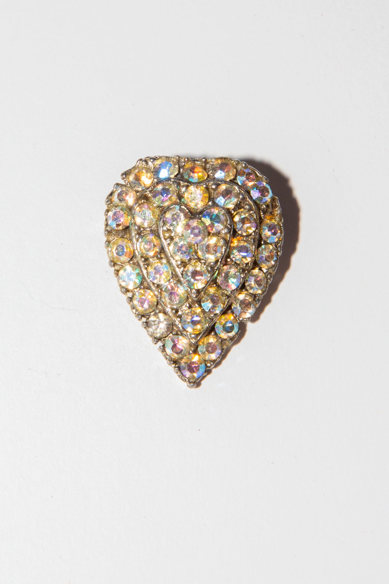 Vintage 1940s Iridescent Sweet Heart Brooch