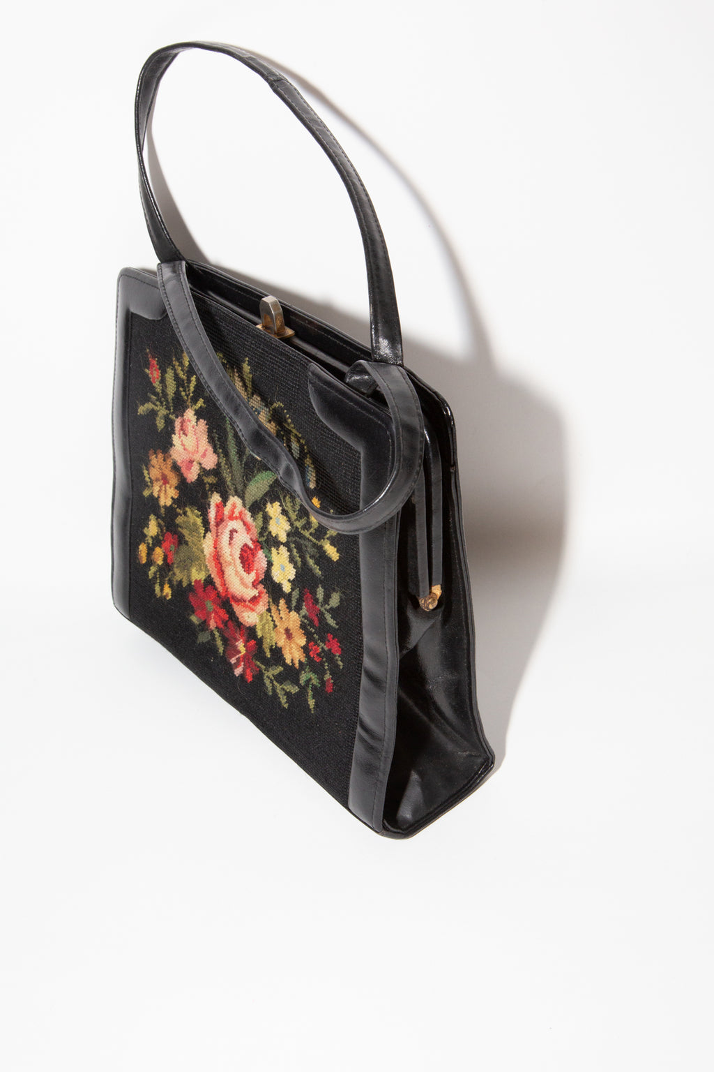 Vintage 1950s Rose Tapestry Hand Bag