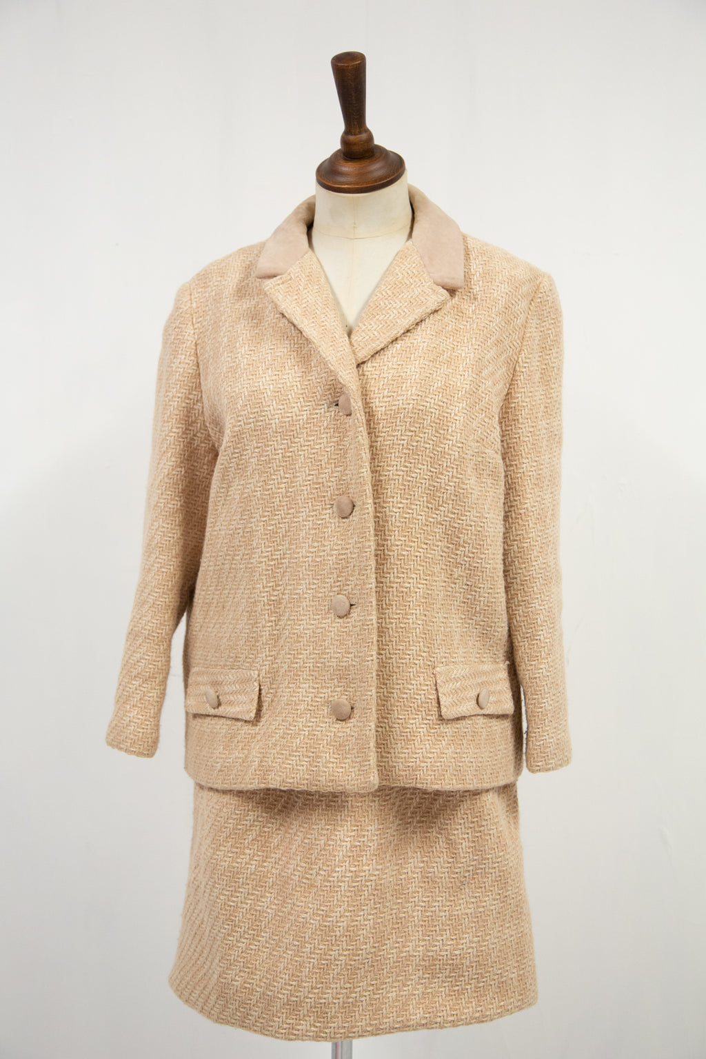 Vintage 1960s Champagne Tweed Skirt Suit