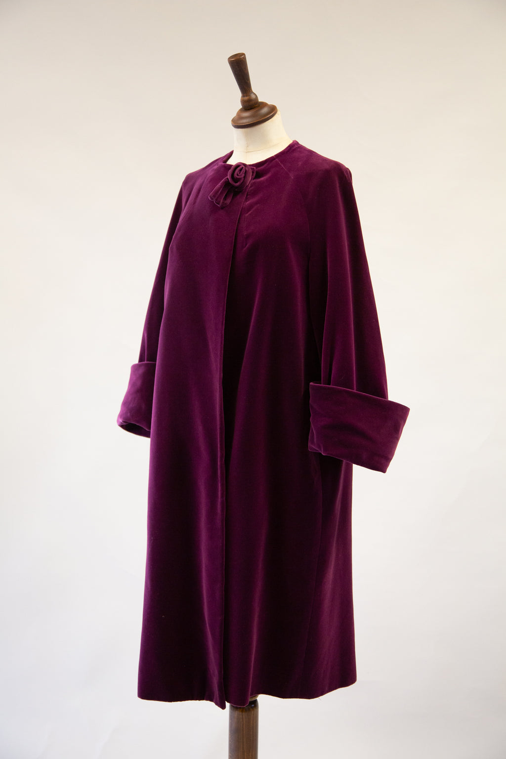 vintage 50s plum purple velvet evening coat 