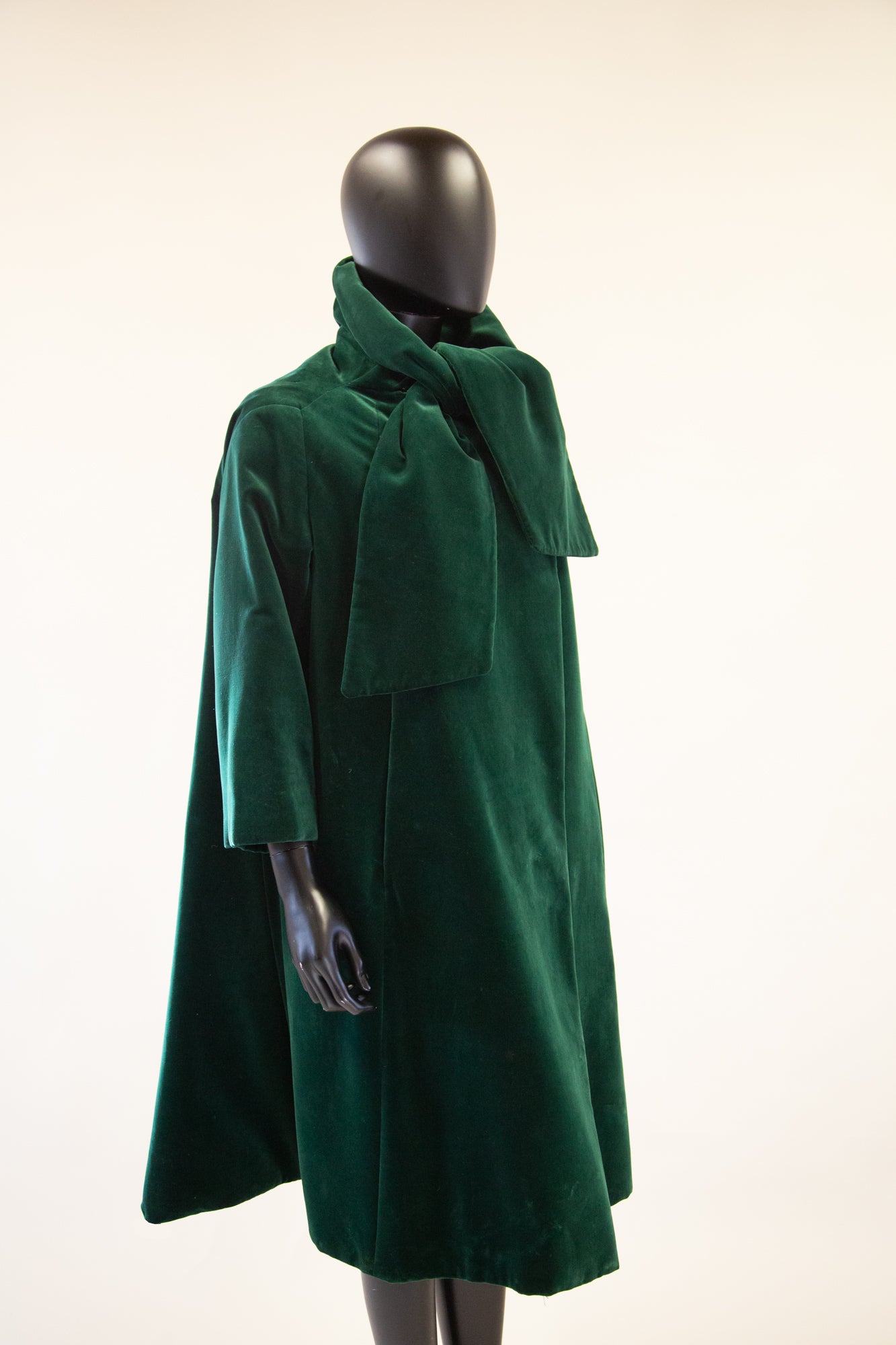 Vintage 1950s Dark Green Velvet Swing Coat