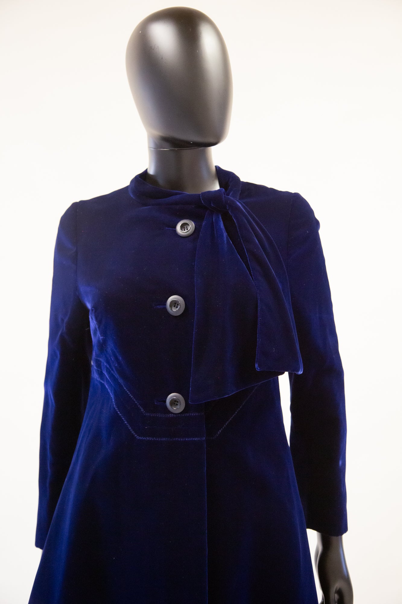 Vintage 1960s Hardy Amies Blue Velvet Coat