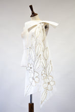 Vintage 1950s Large Ivory Beaded Bow