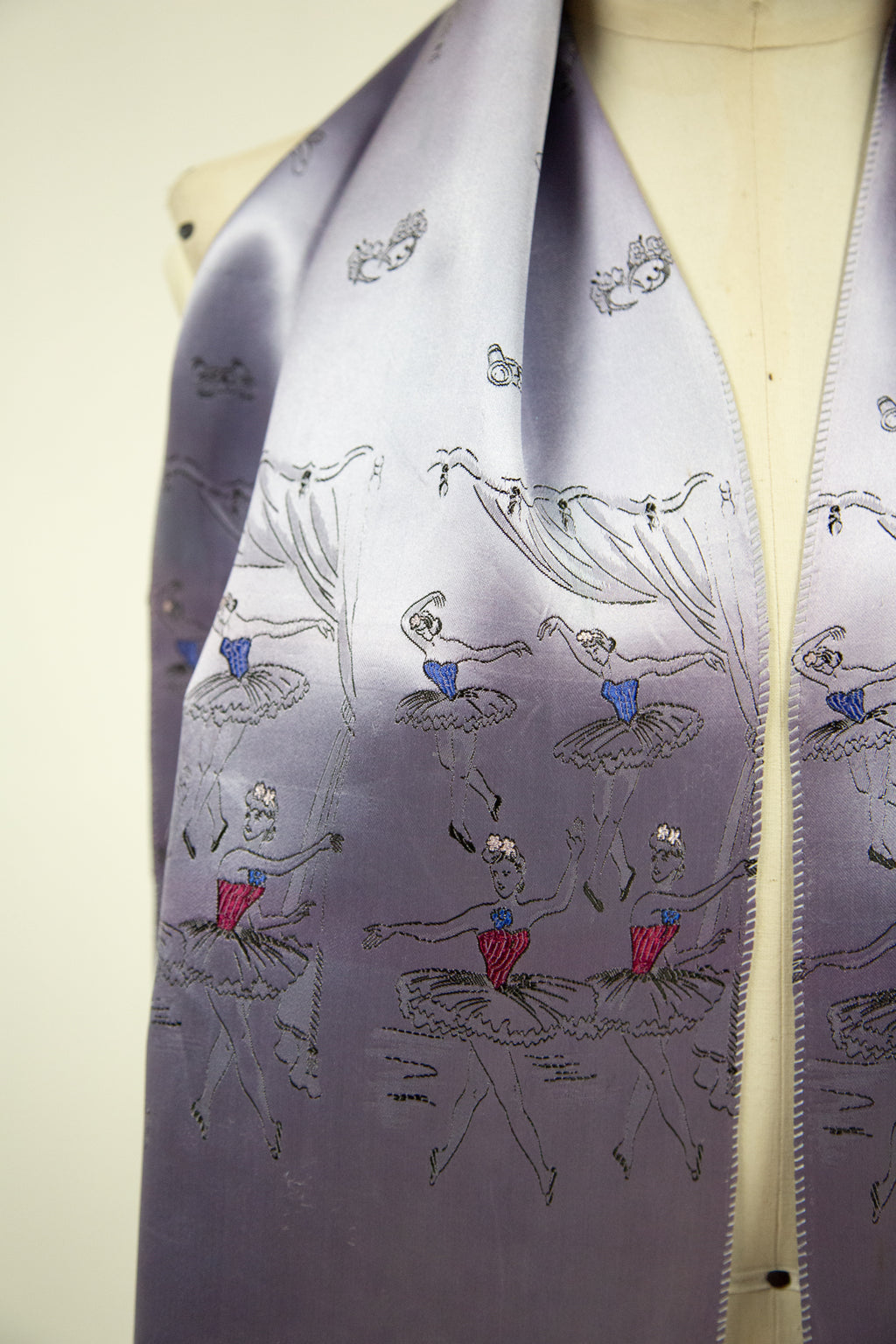 Vintage 1950s Lilac Silk Ballet Scarf