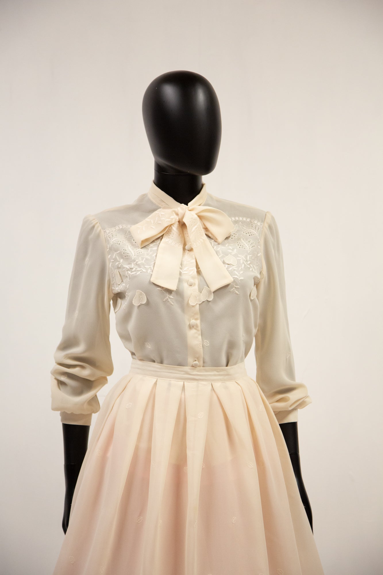 Vintage 1970s Cream Embroidered Blouse and Skirt Set
