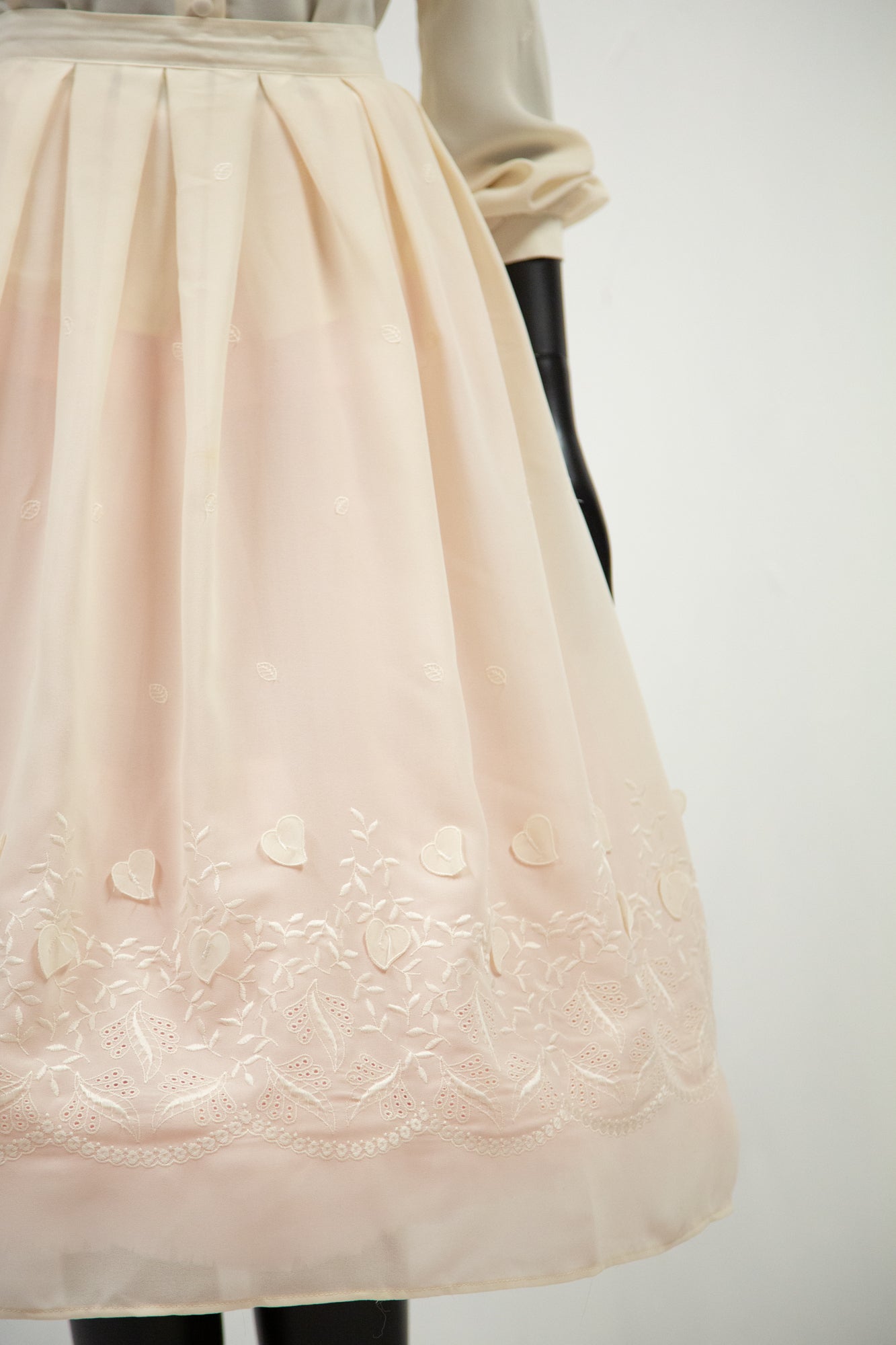 Vintage 1970s Cream Embroidered Blouse and Skirt Set