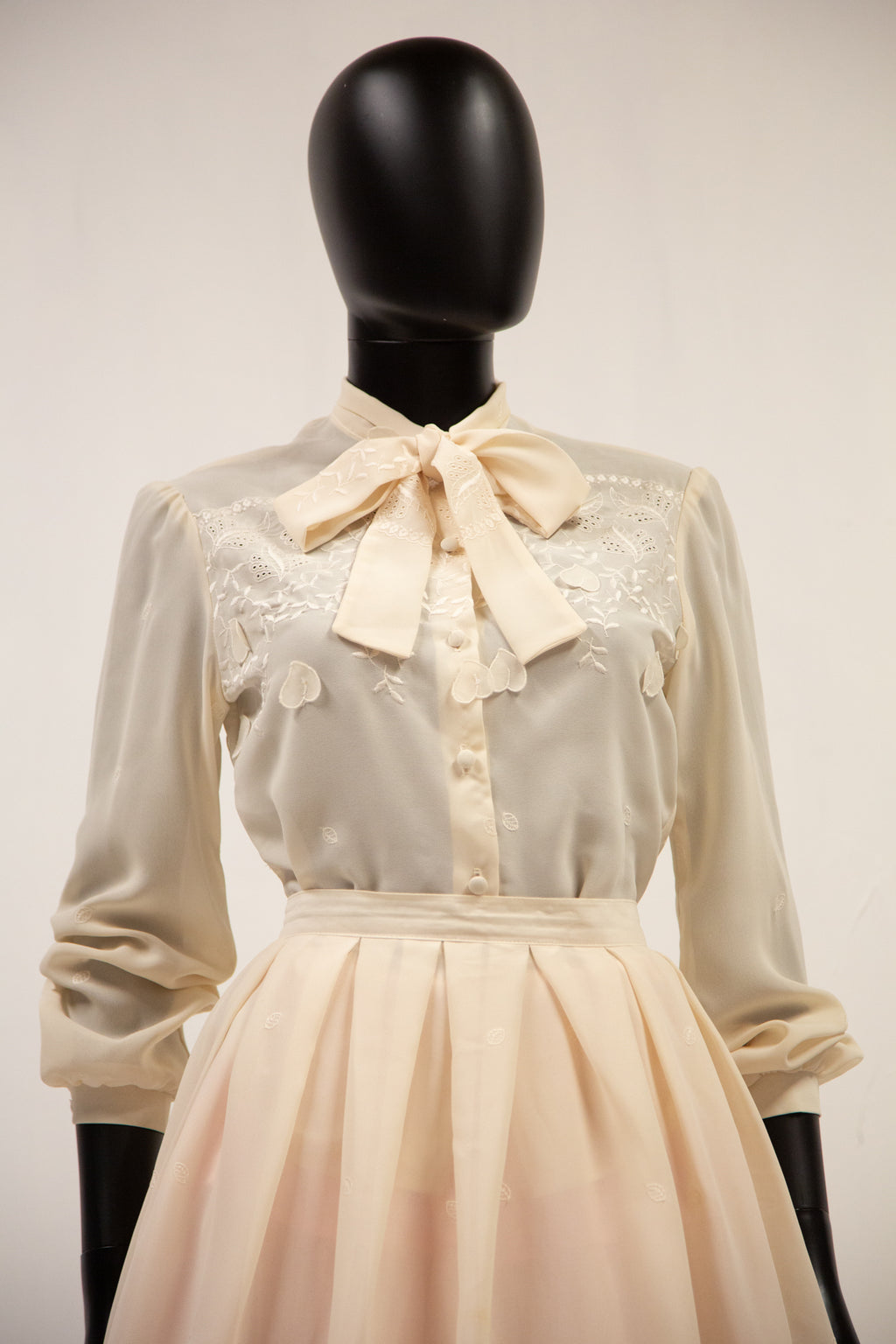 Vintage 1970s Cream Embroidered Blouse and Skirt Set
