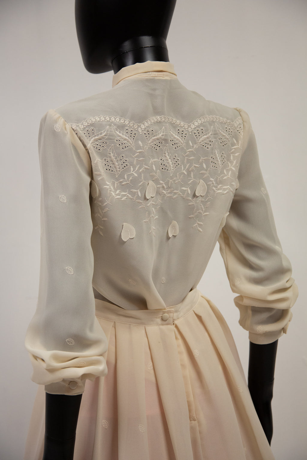 Vintage 1970s Cream Embroidered Blouse and Skirt Set