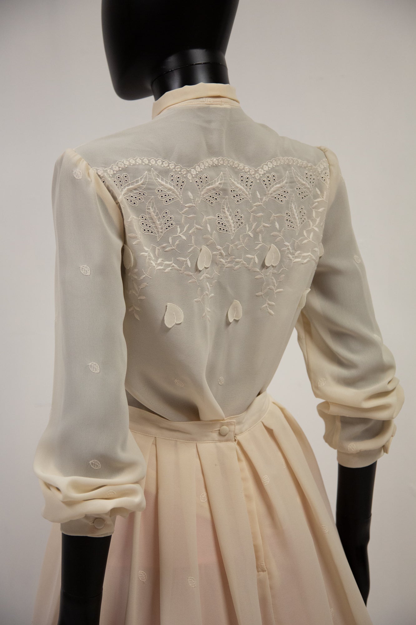 Vintage 1970s Cream Embroidered Blouse and Skirt Set