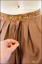 Vintage 1950s Knitting Basket Novelty Skirt
