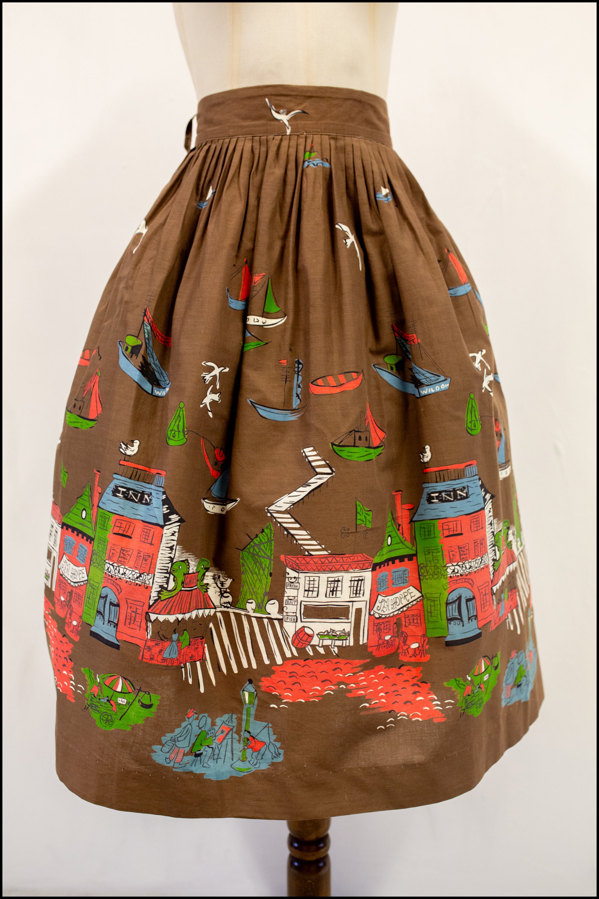 Vintage 1950s 'Sea Town' Cotton Print Skirt