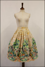 vintage 1950s novelty print cottage full skirt