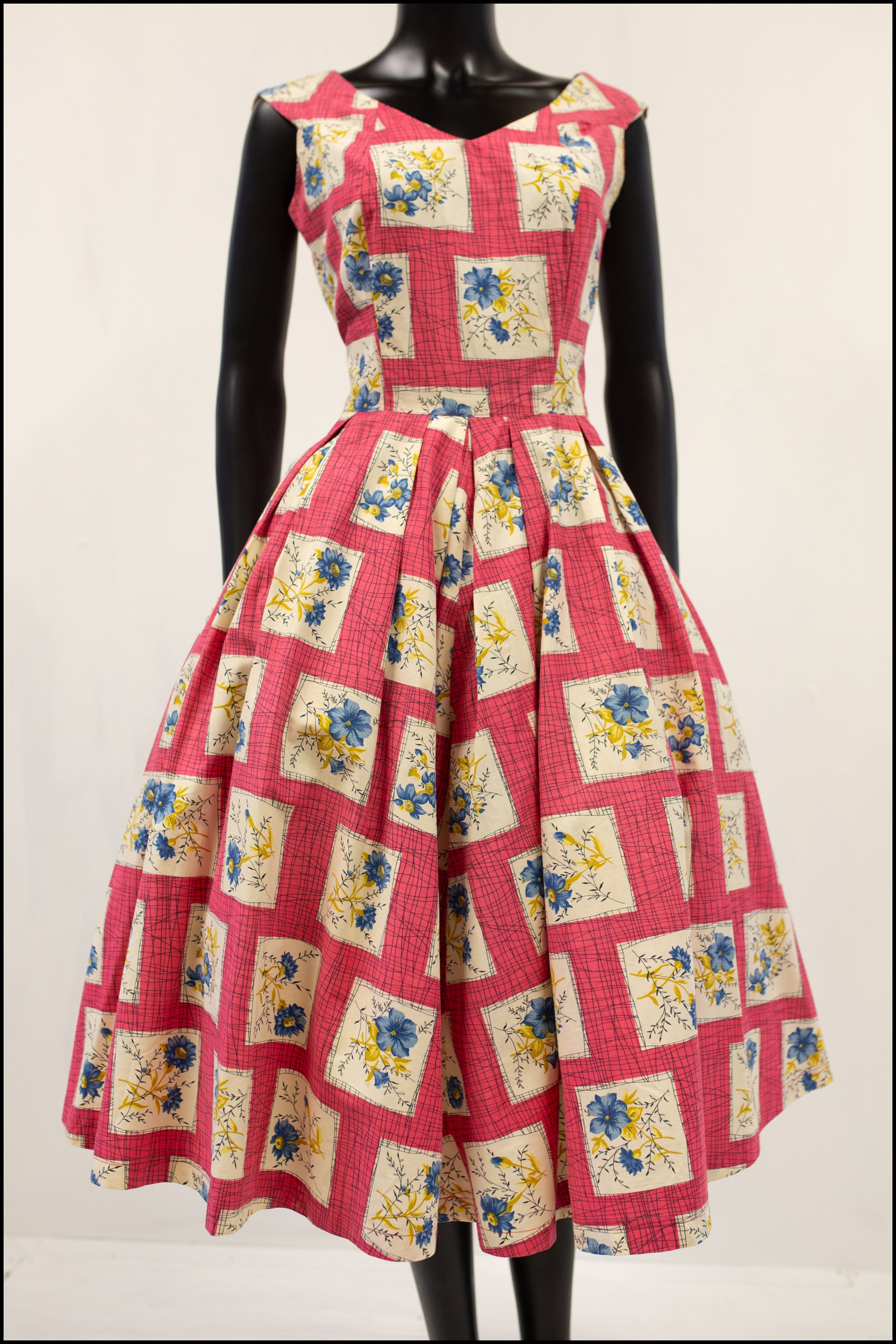 Vintage 1950s Pink Floral Mid Century Sun Dress – ALEXANDRAKING
