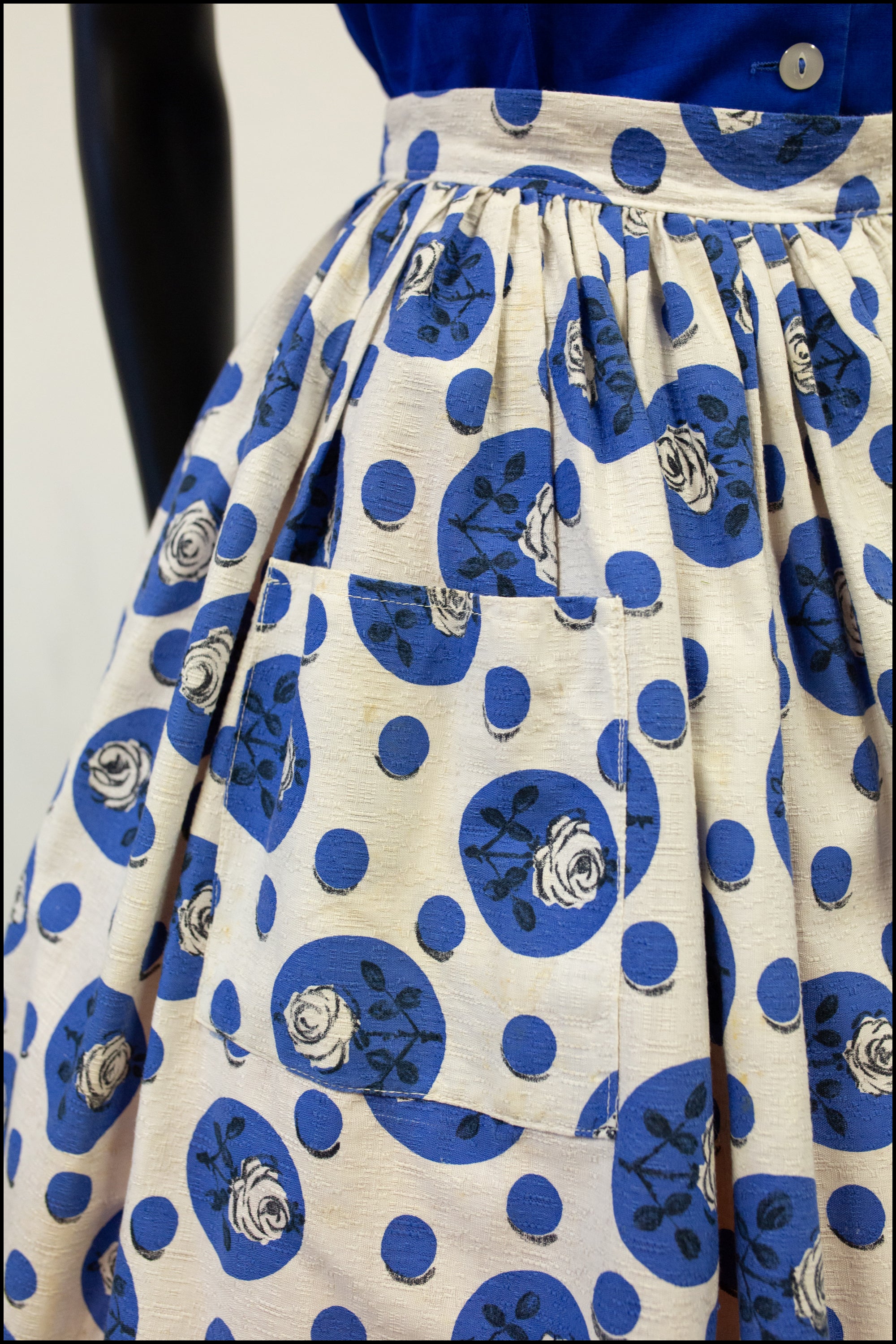 Vintage 1950s Blue Polka Dot Rose Full Skirt ALEXANDRAKING