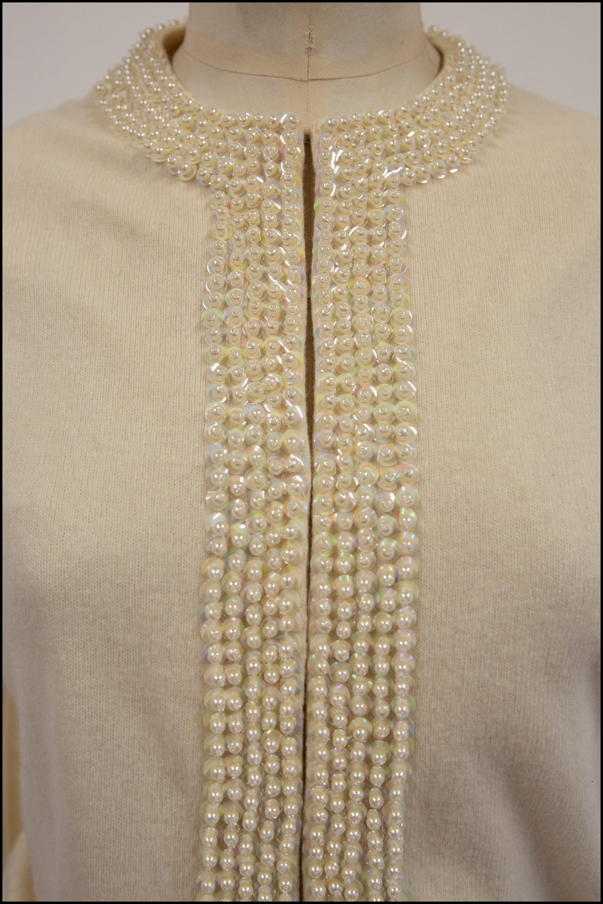 Vintage 1950s Pearl Wool Cardigan