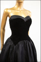 Vintage 1950s Black Velvet Sweetheart Cocktail Dress